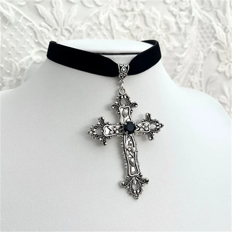 Vintage Victorian Fashion - Vintage Antique Silver Color Cross Choker