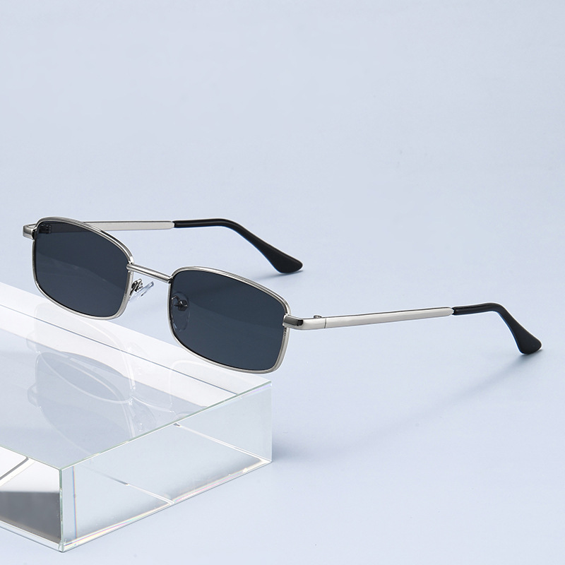 Fashion Punk Sunglasses Women  - Vintage Fashion Aesthetic recensione e prezzo