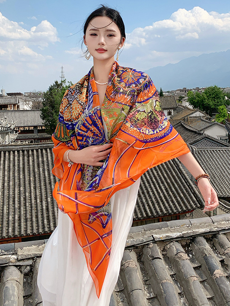 New Elegant Women Silk Scarf V - Vintage Fashion Hijab recensione e prezzo