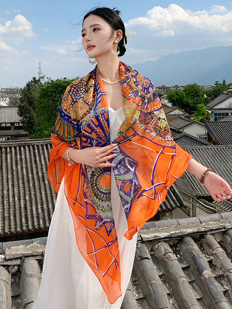 New Elegant Women Silk Scarf V - Vintage Fashion Hijab recensione e prezzo