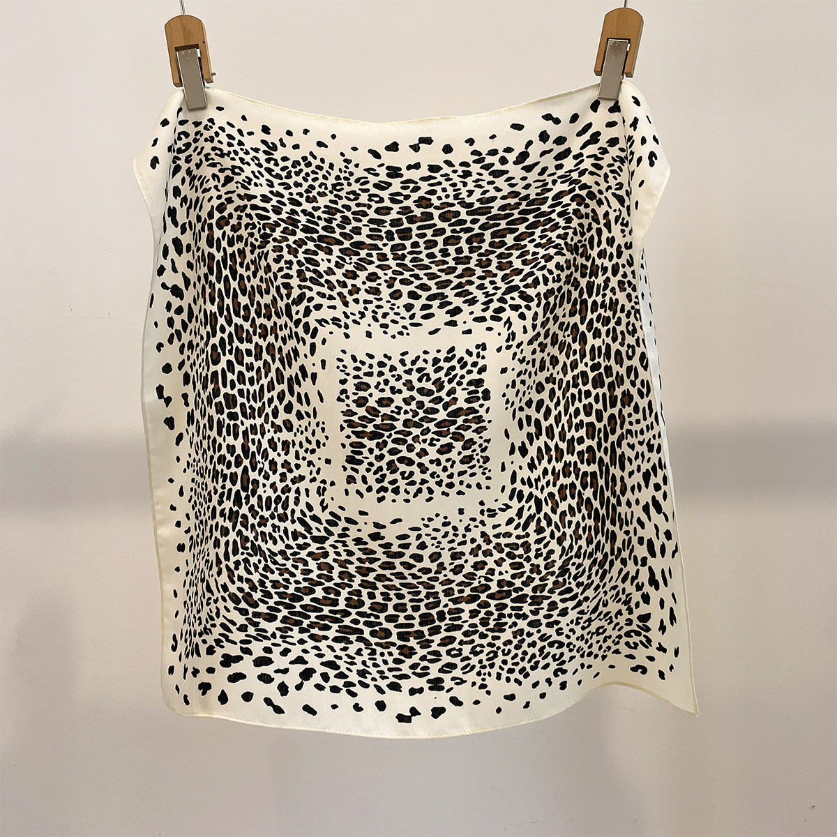 Leopard Print 68x68cm Silk Sca - Vintage Fashion Hijab recensione e prezzo