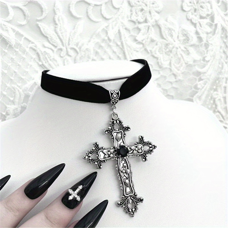 Vintage Antique Silver Color C - Vintage Victorian Fashion recensione e prezzo