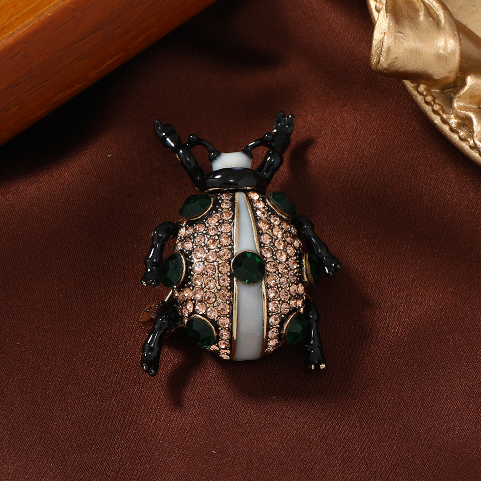 Morkopela Vintage Rhinestone B - Vintage Fashion Bug recensione e prezzo