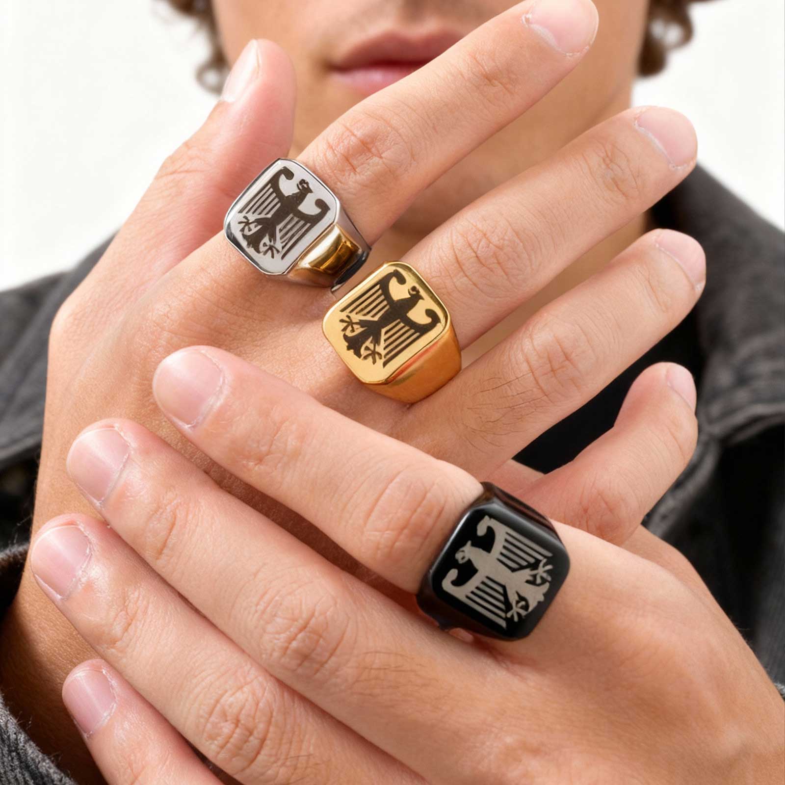 Custom Flying Hawk Eagle Ring  - Vintage Fashion Guild recensione e prezzo