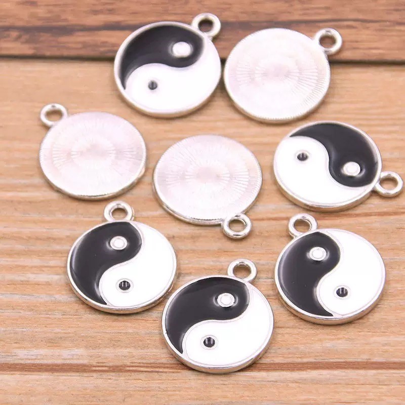 10/20pcs Alloy Tai Chi Charms  - Vintage Fashion Jewelry Necklaces recensione e prezzo