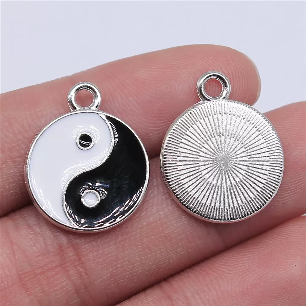 10/20pcs Alloy Tai Chi Charms  - Vintage Fashion Jewelry Necklaces recensione e prezzo
