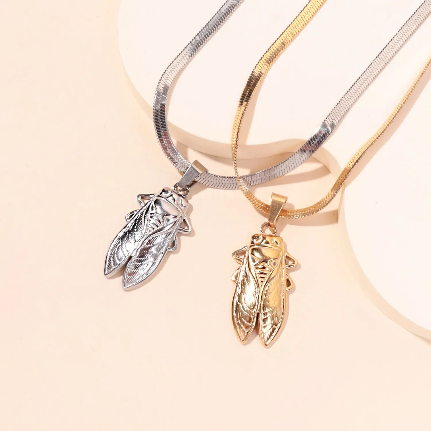 Stainless Steel Big Cicada Ant - Vintage Fashion Bug recensione e prezzo