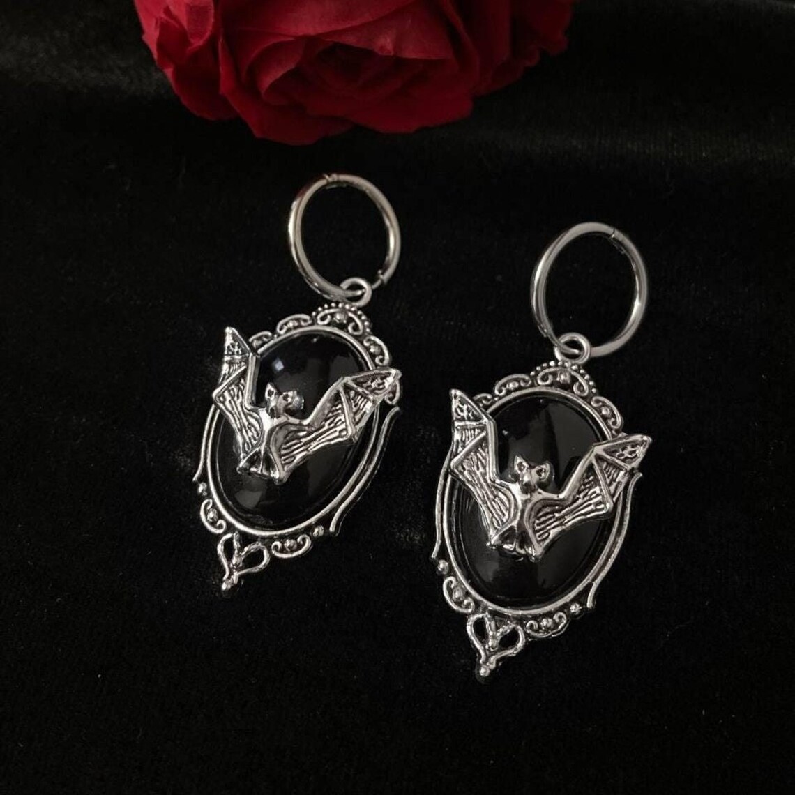 Vampire bat earrings,Gothic je - Vintage Victorian Fashion recensione e prezzo