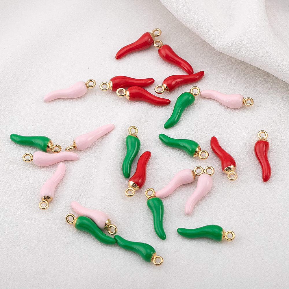 10pcs 5pcs 20pcs Red Hot Chili - Vintage Fashion Jewelry Necklaces recensione e prezzo
