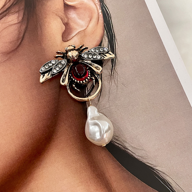 Vintage Bug Insect Dangle Earr - Vintage Fashion Bug recensione e prezzo