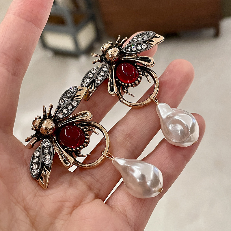 Vintage Bug Insect Dangle Earr - Vintage Fashion Bug recensione e prezzo