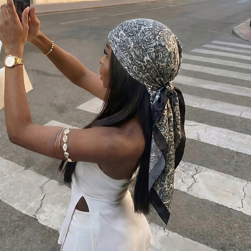 Luxury Satin Square Scarf Vint - Vintage Fashion Hijab recensione e prezzo